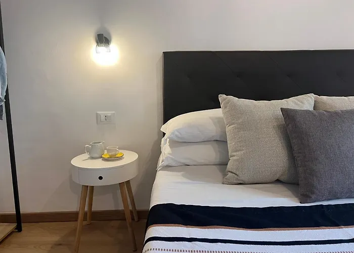 New Opening! Marvelous With Pantheon View Apartment